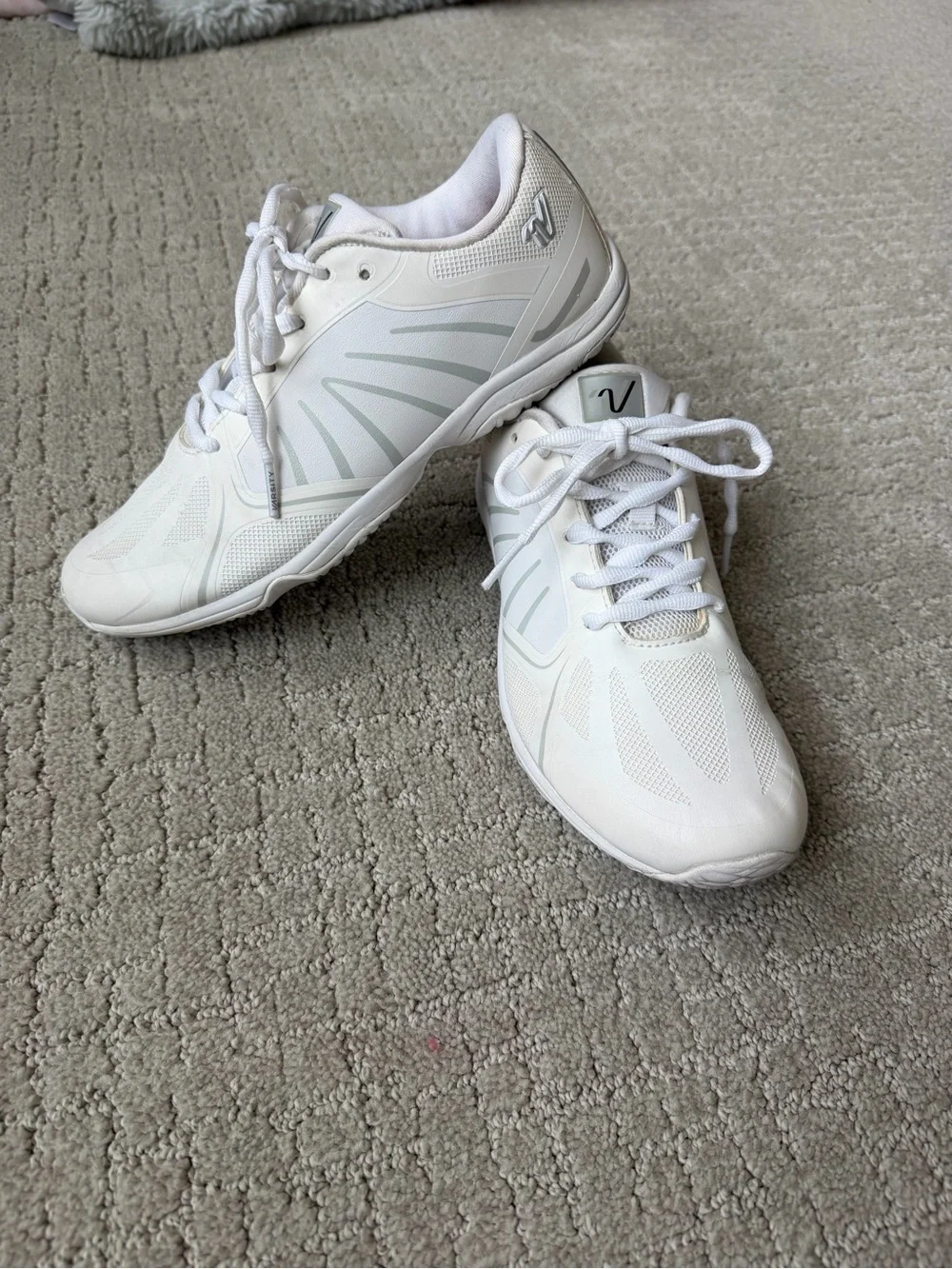 Varsity Miza+ White Cheer Shoes Size 8